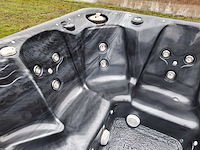Emerald spa 7 persoons jacuzzi en buitenspa - afbeelding 2 van  28