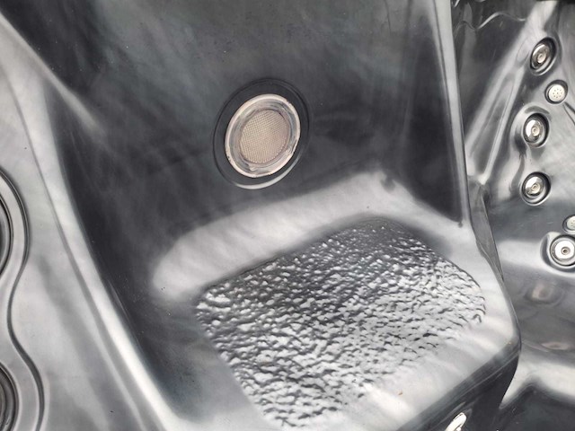 Emerald spa 7 persoons jacuzzi en buitenspa - afbeelding 22 van  28