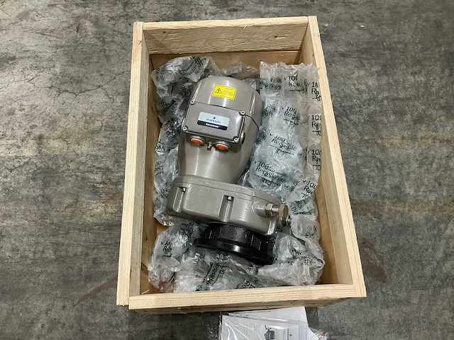 Emerson keystone ep12 2000 elektronische zwenk aandrijving - afbeelding 1 van  4