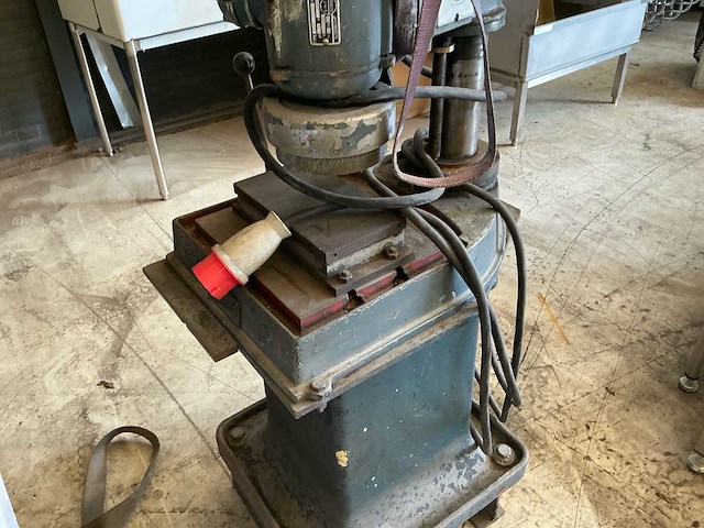 Emf dordt 226b kolomboormachine - afbeelding 3 van  11