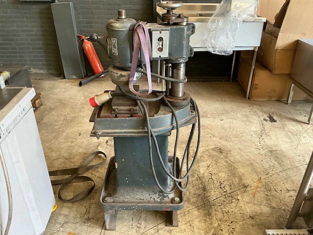 Emf dordt 226b kolomboormachine - afbeelding 4 van  11