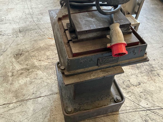 Emf dordt 226b kolomboormachine - afbeelding 8 van  11