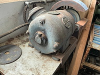 Emf vintagemodel werkbankslijpmachine - afbeelding 4 van  6