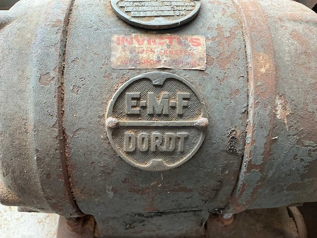 Emf vintagemodel werkbankslijpmachine - afbeelding 5 van  6
