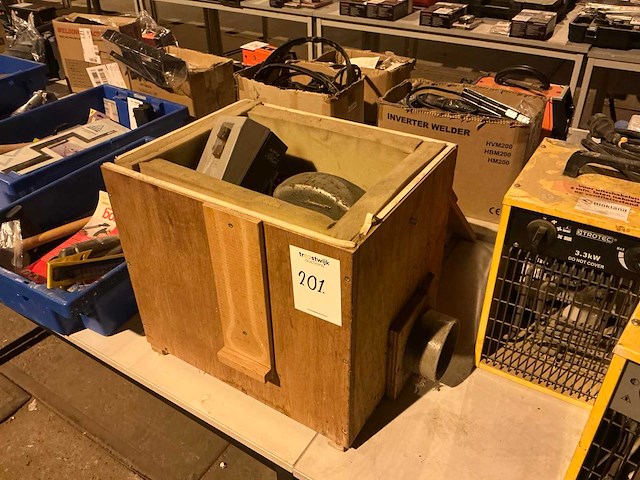 Emi d641 ventilatorbox - afbeelding 1 van  5