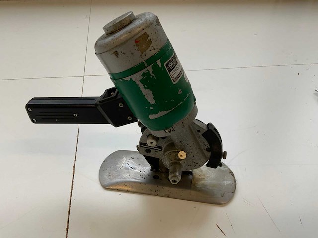 Emil hoogland hsm-g textiel snijmachine - afbeelding 2 van  5