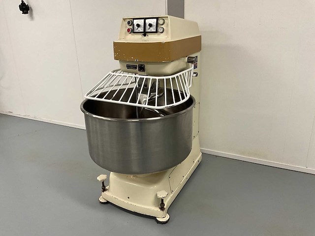 Emil kemper sp 75 l spiraalkneder - afbeelding 1 van  7