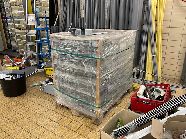 Emil lux - picket palen - afbeelding 1 van  10