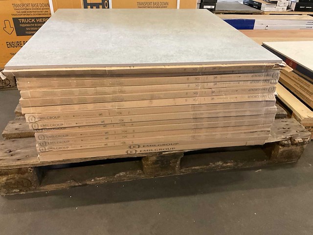 Emilgroup vloertegel 80x80 cm ca 17 m² - afbeelding 3 van  3