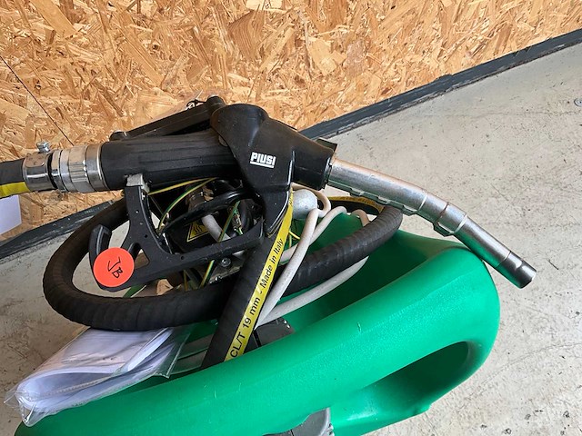 Emiliana emil caddy 55-40 mobiele brandstoftank - afbeelding 5 van  7