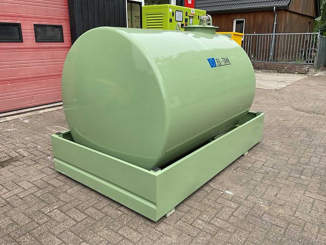 Emiliana serbatoi tf3/50 3000 liter brandstof opslagtank - afbeelding 13 van  24
