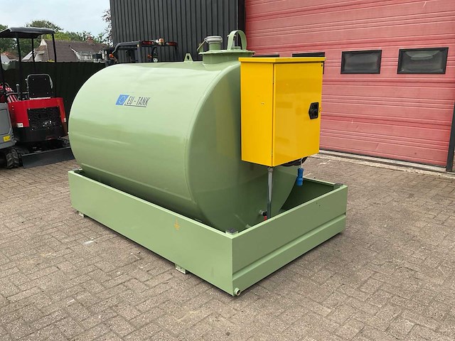 Emiliana serbatoi tf3/50 3000 liter brandstof opslagtank - afbeelding 18 van  24