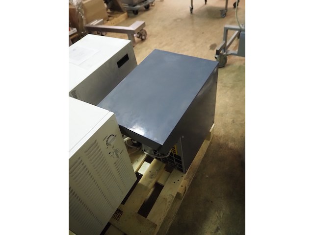 Eminent - afbeelding 3 van  5