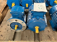 Emk 0,12 tot 0,37kw elektromotor (4x) - afbeelding 2 van  6
