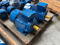 Emk kae2a112m elektromotor (2x) - afbeelding 1 van  2