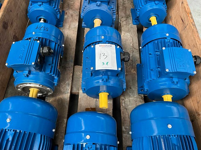 Emk kae2a90* elektromotor (3x) - afbeelding 1 van  4