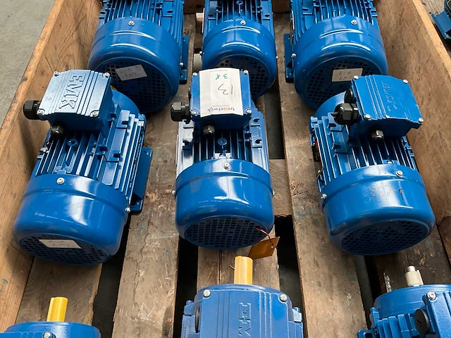 Emk kae2a90* elektromotor (3x) - afbeelding 2 van  4