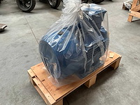 Emk kae2g160m2 elektromotor - afbeelding 1 van  2