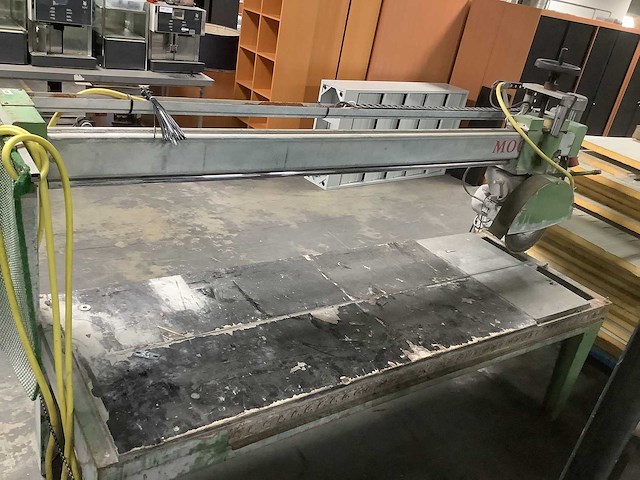Emmedue s.r.l - steenzaagmachine - afbeelding 1 van  7