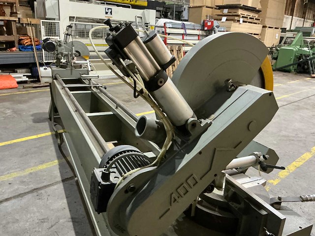 Emmegi - 1994 - norma 400 tu/4 - dubbele afkortzaag - afbeelding 9 van  13