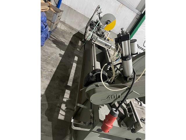 Emmegi - norma 400 - afkortcirkelzaagmachine - afbeelding 3 van  6