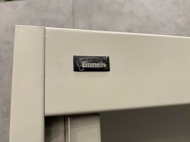 Emmein - hoge stalen roldeurkast met sleutel - afbeelding 7 van  9