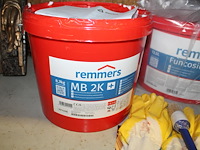 Emmer a 12l impregneermiddel funcosil en emmer a 8 kg mb 2k met verwerkings materialen. - afbeelding 2 van  4