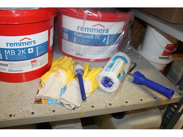 Emmer a 12l impregneermiddel funcosil en emmer a 8 kg mb 2k met verwerkings materialen. - afbeelding 4 van  4