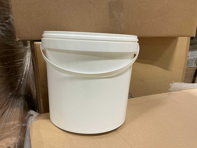 Emmer met deksel (circa 600x) - afbeelding 1 van  5