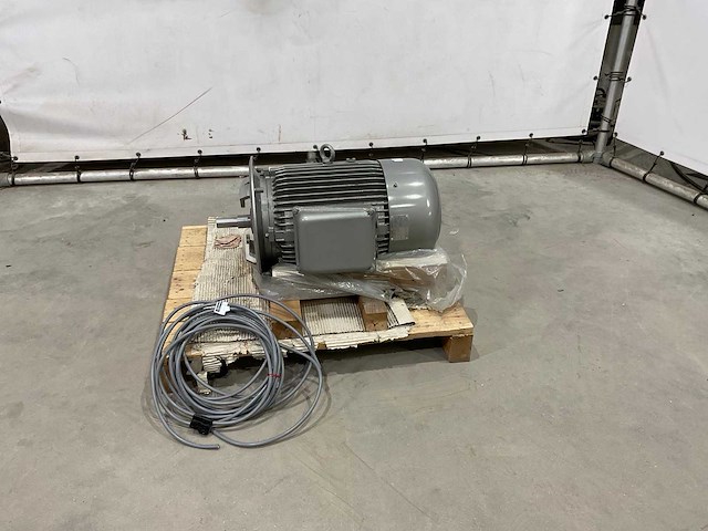 Emod - hefie3 160l/2a0 - elektro motor - afbeelding 7 van  7