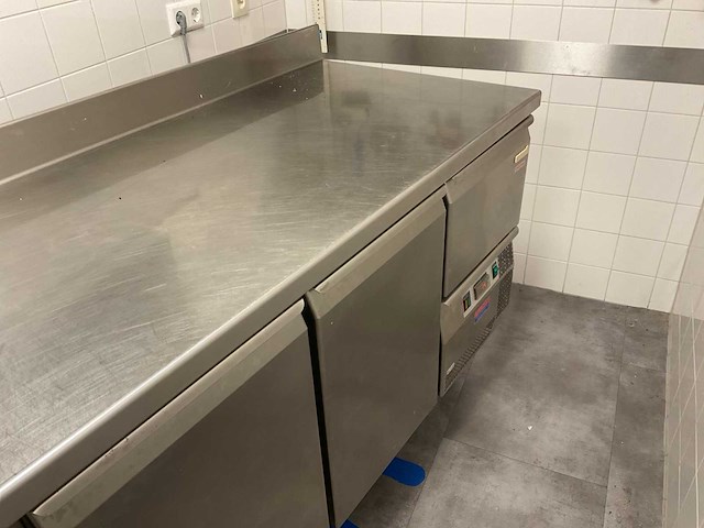 Emondt koelwerkbank - afbeelding 1 van  2