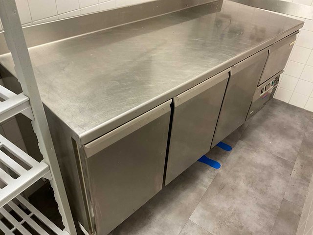 Emondt koelwerkbank - afbeelding 2 van  2