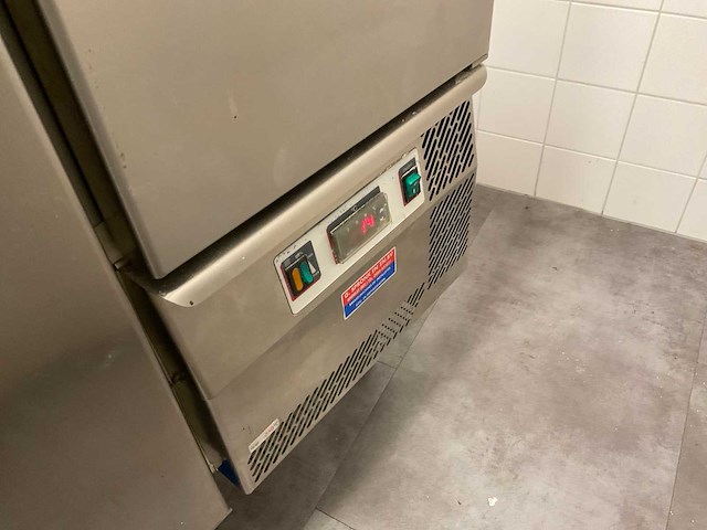 Emondt koelwerkbank - afbeelding 3 van  4