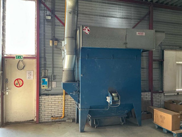 Emotech - otto müller poedercoat oven en productie lijn - afbeelding 18 van  23