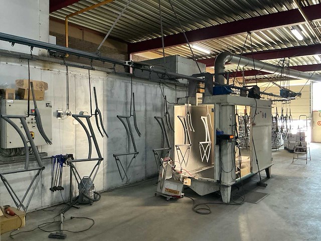 Emotech - otto müller poedercoat oven en productie lijn - afbeelding 20 van  23
