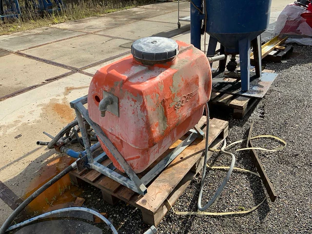 Empas 200l spuitvat - afbeelding 2 van  4