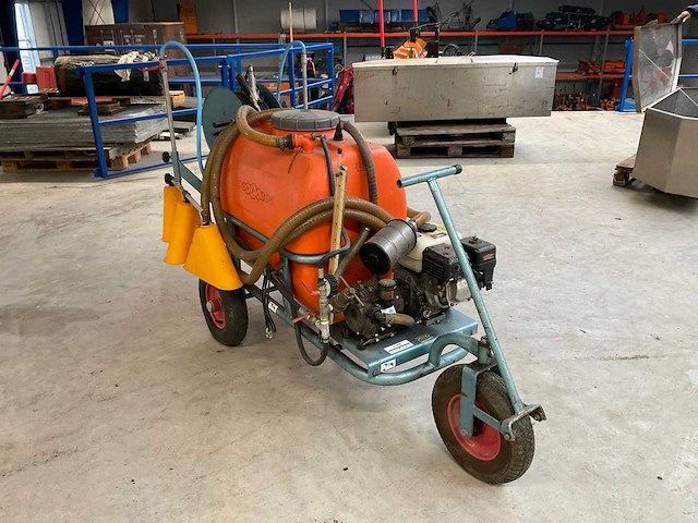 Empas pa330 spuitwagen - afbeelding 5 van  7