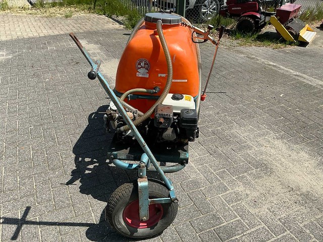 Empas pa330 watertank met drukspuit - afbeelding 4 van  8