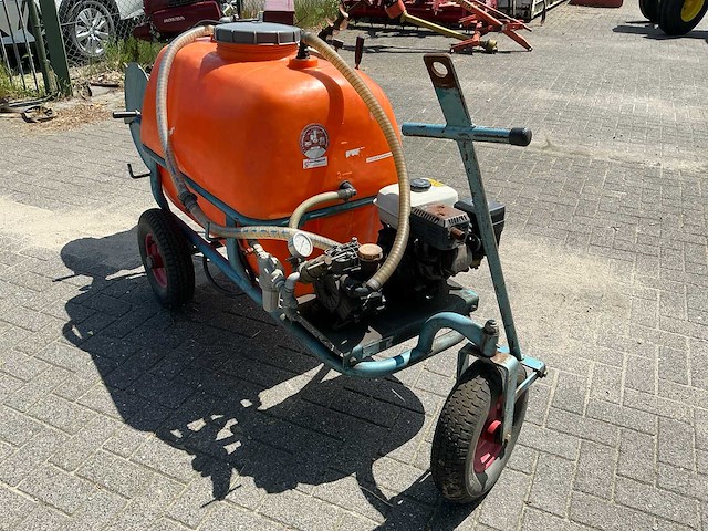 Empas pa330 watertank met drukspuit - afbeelding 5 van  8