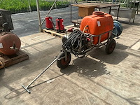 Empas spuitwagen