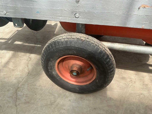 Empas spuitwagen - afbeelding 7 van  7