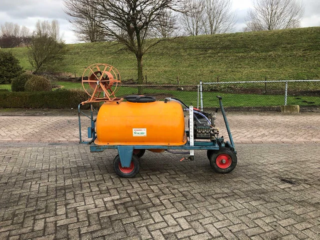 Empass 600 ltr spuitwagen - afbeelding 4 van  4