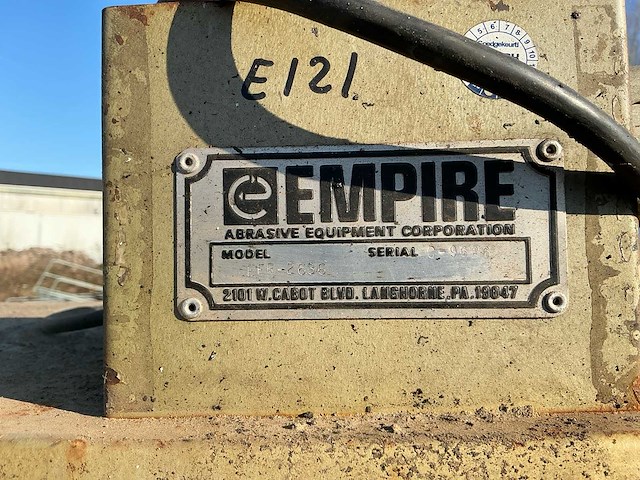 Empire efr-2636 straalkast en bandmachines - afbeelding 1 van  3