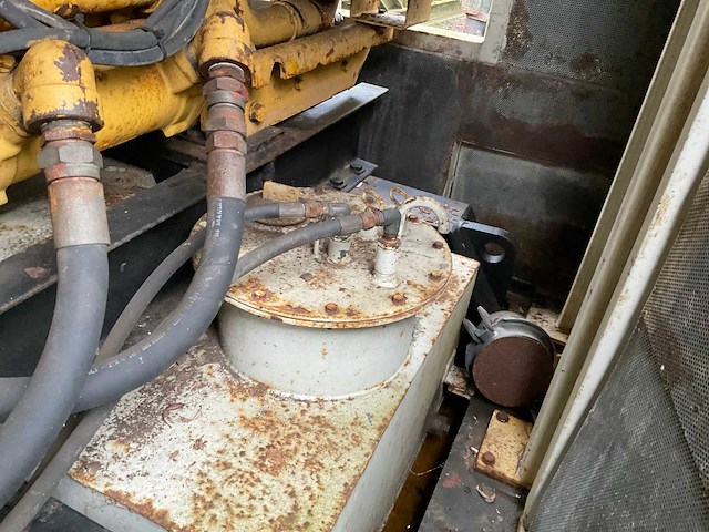 Ems f-350 modderpomp (cat 3408) - afbeelding 7 van  15