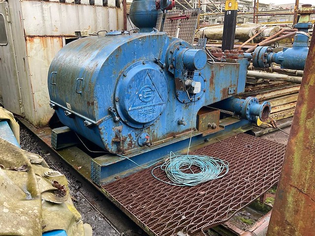 Ems f-350 modderpomp (cat 3408) - afbeelding 9 van  15