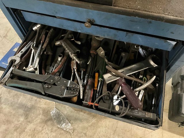 Emsta gereedschapskar inclusief inhoud - afbeelding 2 van  7