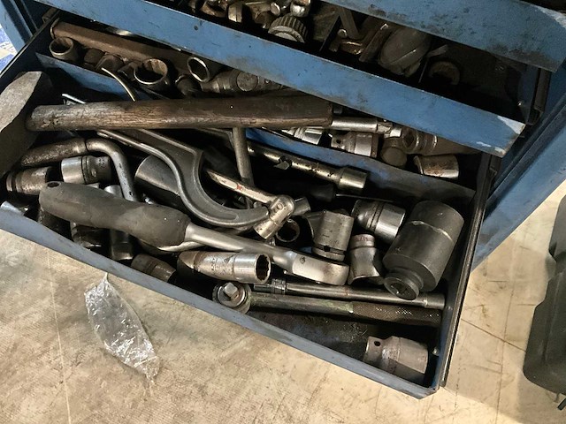 Emsta gereedschapskar inclusief inhoud - afbeelding 4 van  7