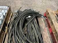 En 853 26n - sae 100 r2 at 3/8” hydrauliek slangen - afbeelding 3 van  6