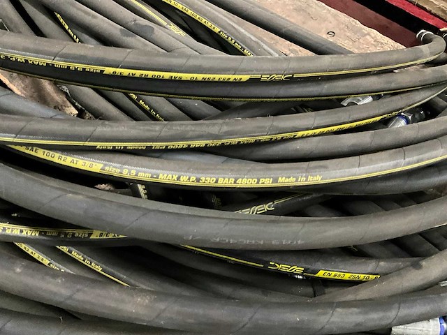 En 853 26n - sae 100 r2 at 3/8” hydrauliek slangen - afbeelding 6 van  6