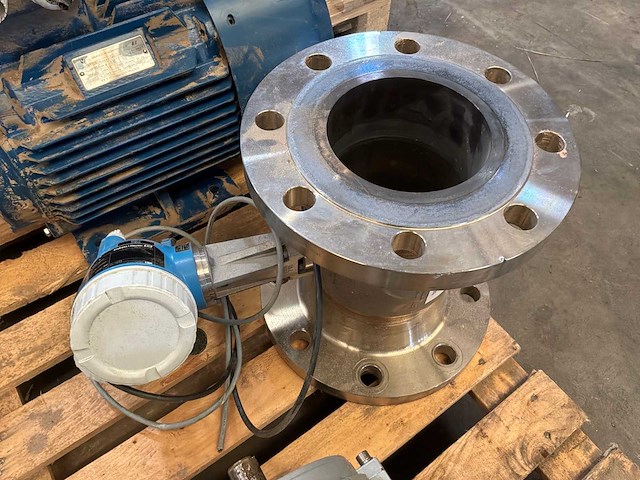 Endress + hauser pro wirl 200 flowmeter - afbeelding 1 van  2